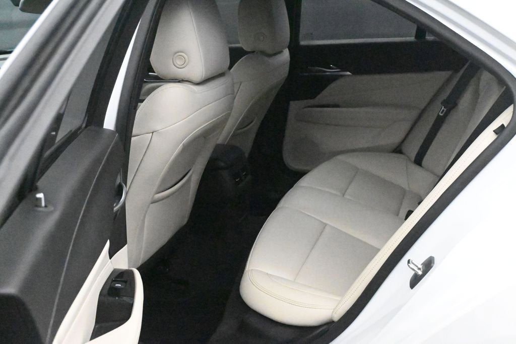 2023 Cadillac CT4 Luxury