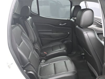 2022 GMC Acadia SLT