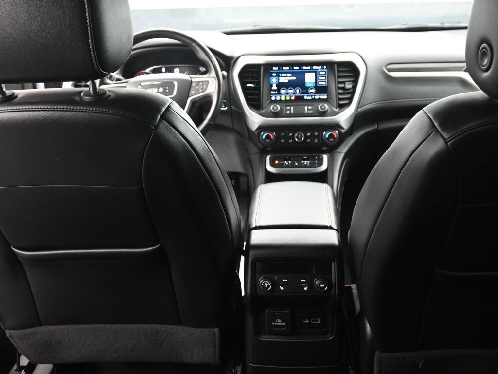 2022 GMC Acadia SLT