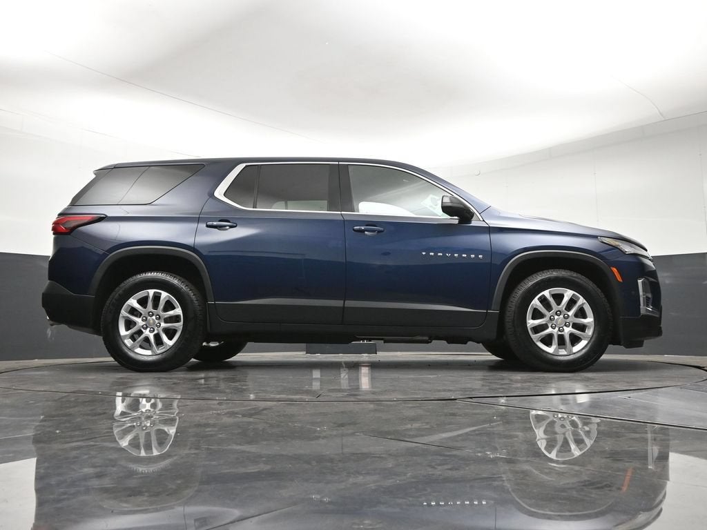 2023 Chevrolet Traverse LS