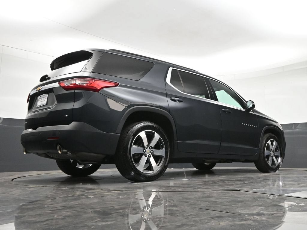 2021 Chevrolet Traverse LT Leather