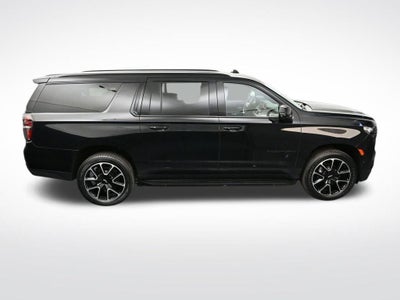 2023 Chevrolet Suburban RST