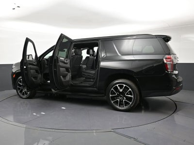 2023 Chevrolet Suburban RST