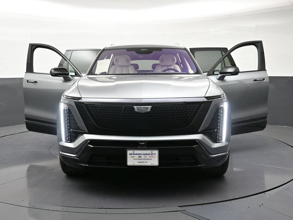 2026 Cadillac VISTIQ Sport