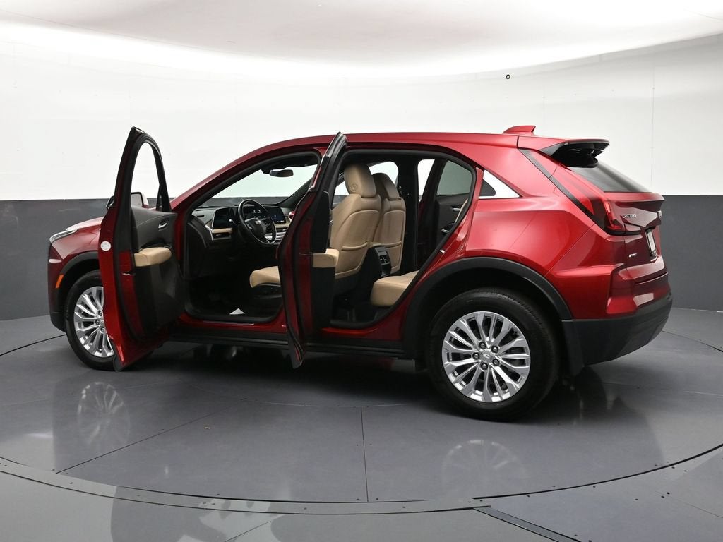 2024 Cadillac XT4 Luxury