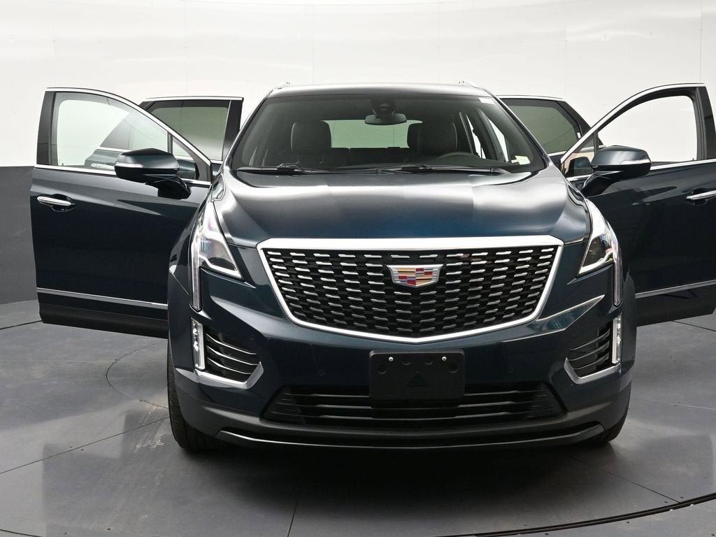 2026 Cadillac XT5 Luxury