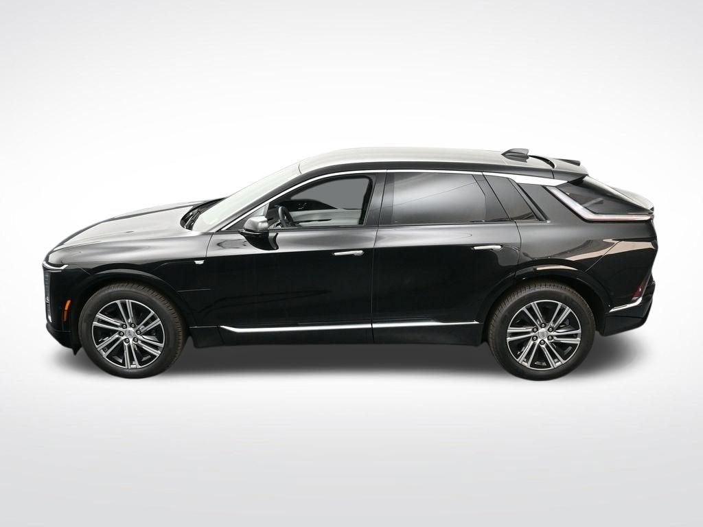 2025 Cadillac LYRIQ Luxury 1