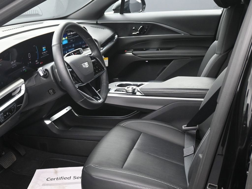 2025 Cadillac LYRIQ Sport 1