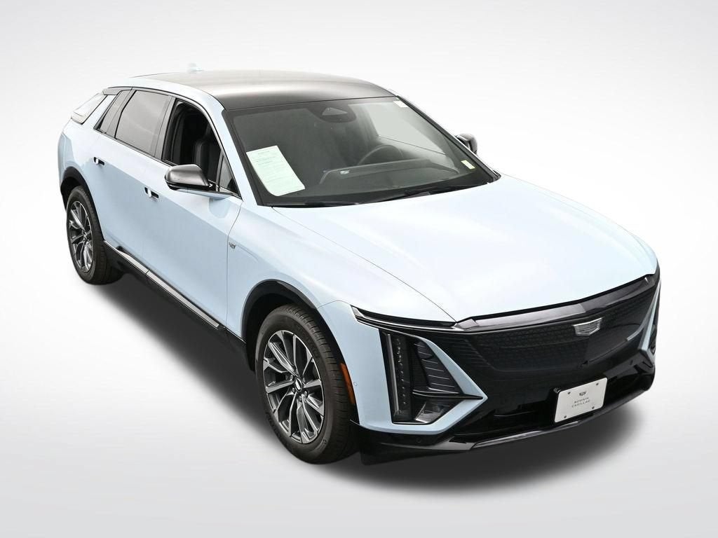 2025 Cadillac LYRIQ Sport 1