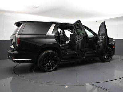 2022 Cadillac Escalade Luxury