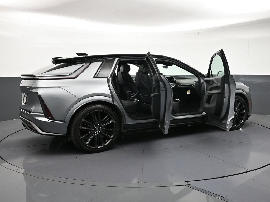 2026 Cadillac LYRIQ V-Series