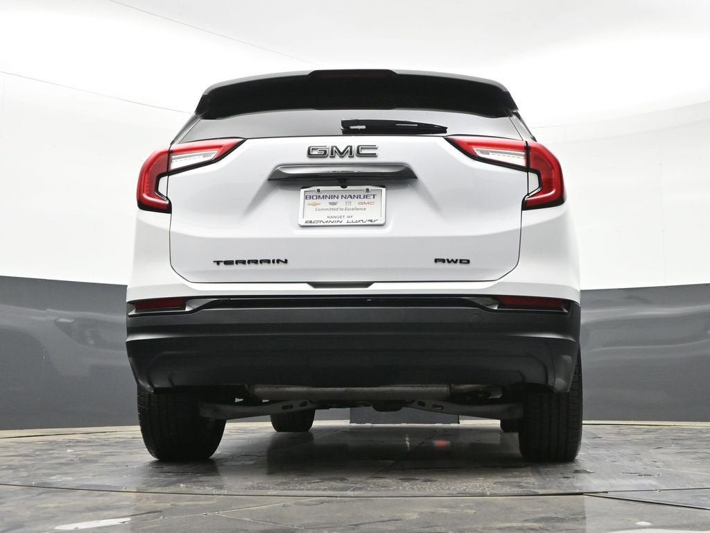 2023 GMC Terrain SLE