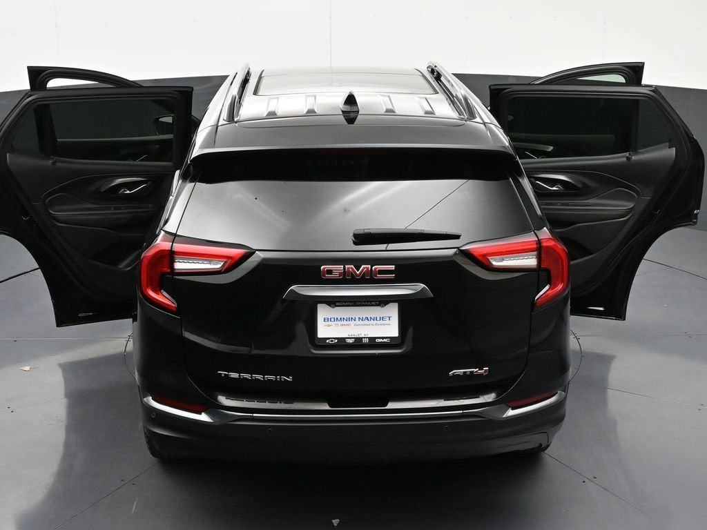 2024 GMC Terrain AT4