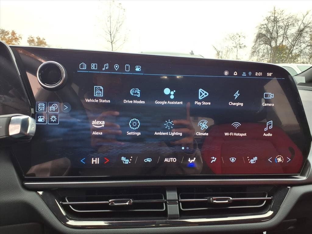 2025 Chevrolet Equinox EV RS