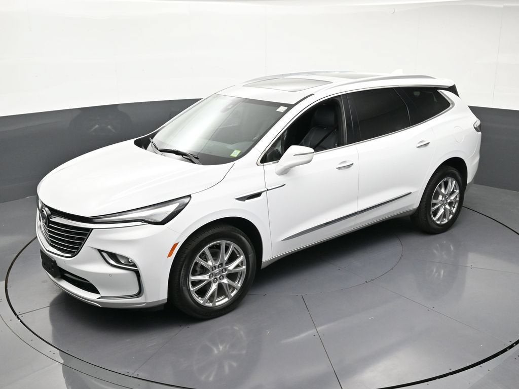 2024 Buick Enclave Essence