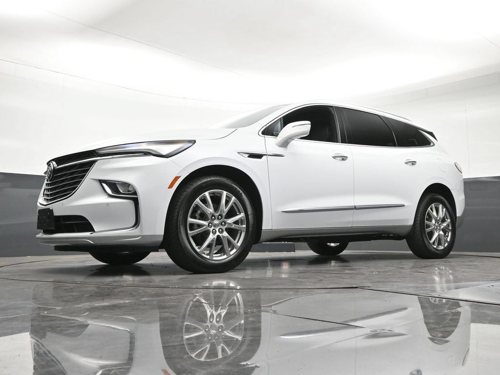 2024 Buick Enclave Essence