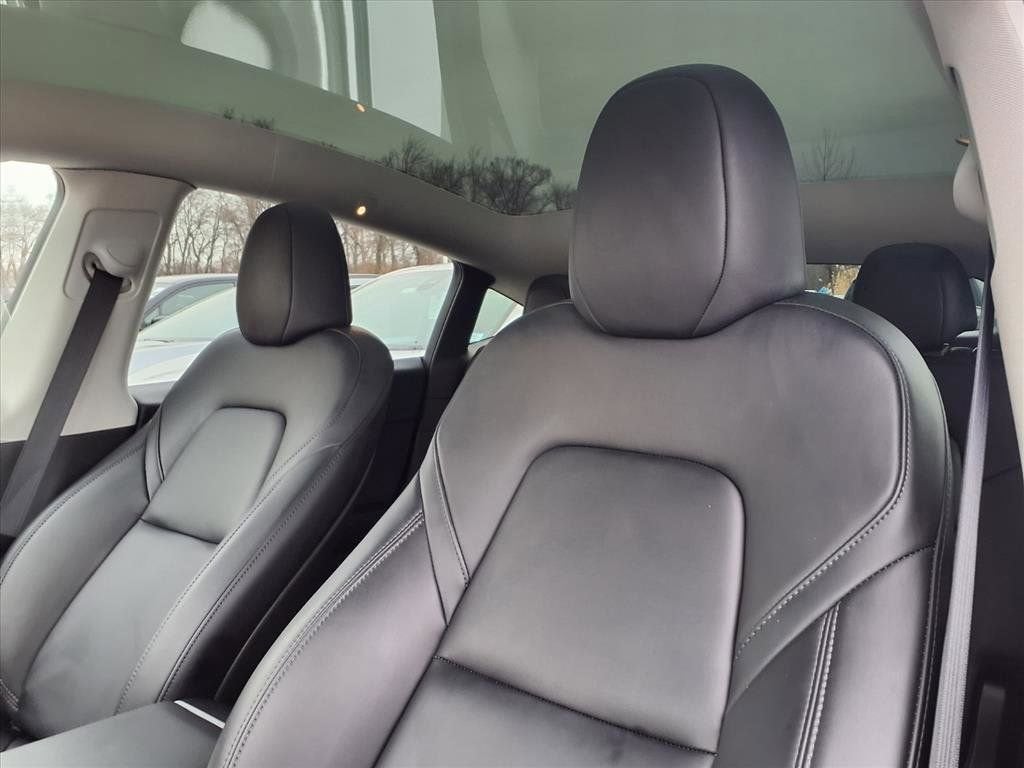 2025 Tesla Model Y Long Range